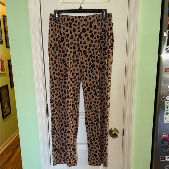 IMAN Leopard Cheetah Luxury Resort Palazzo Pants Vacation Cruise EUC Size Small - Picture 1 of 8